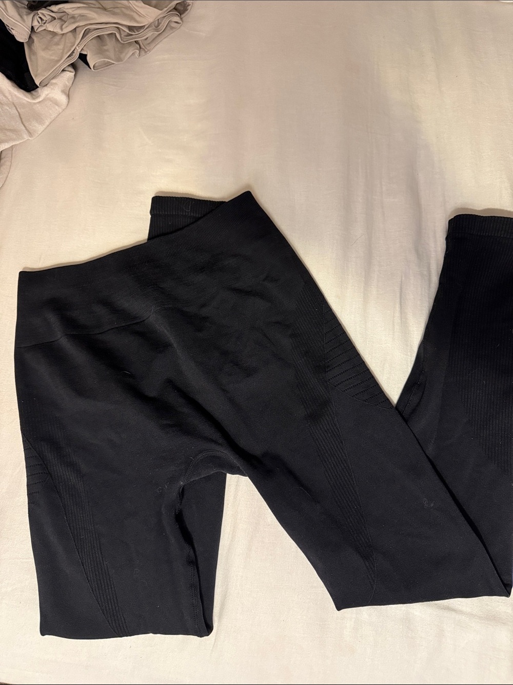 Alphalete leggings
